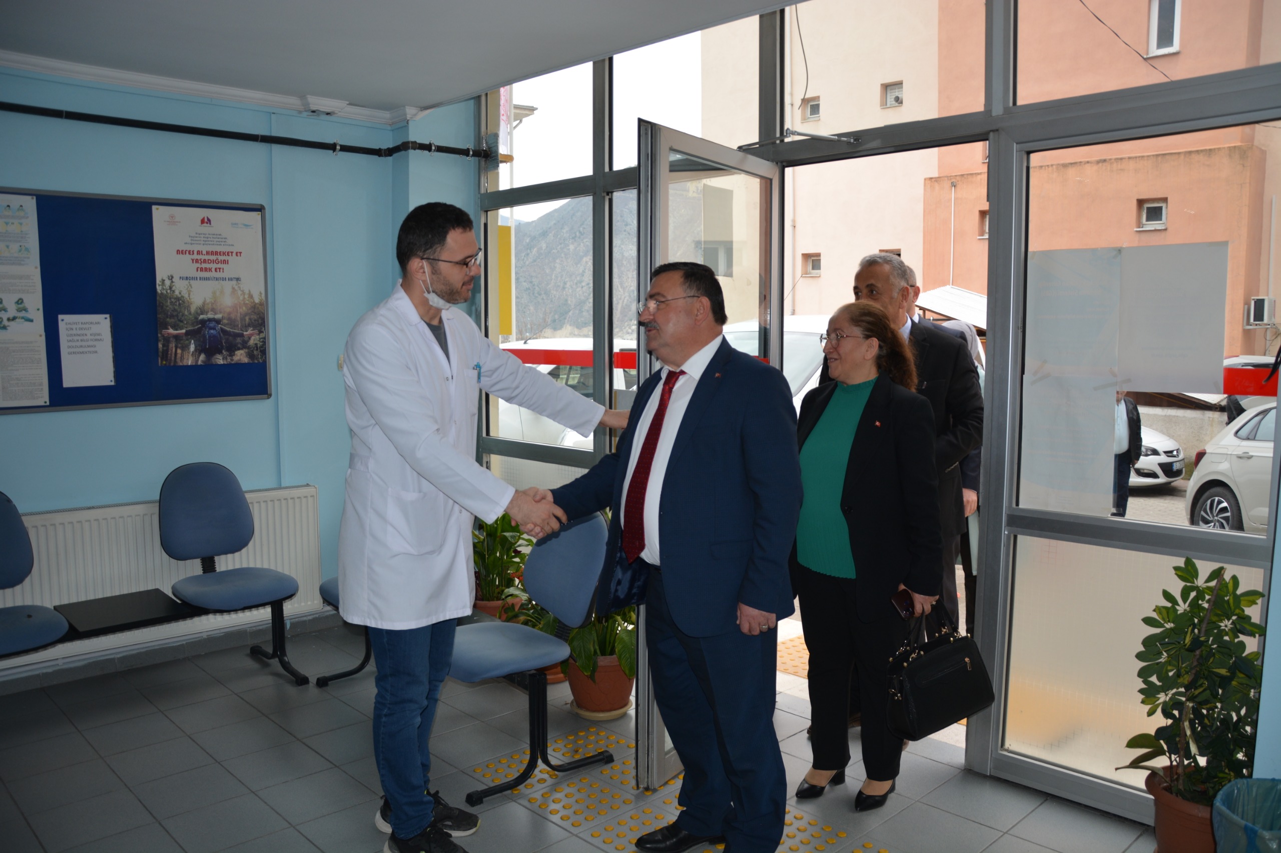 Cumhur İttifakı Belediye Başkan Adayı Kocatepe’den Sağlık Çalışanlarına Ziyaret