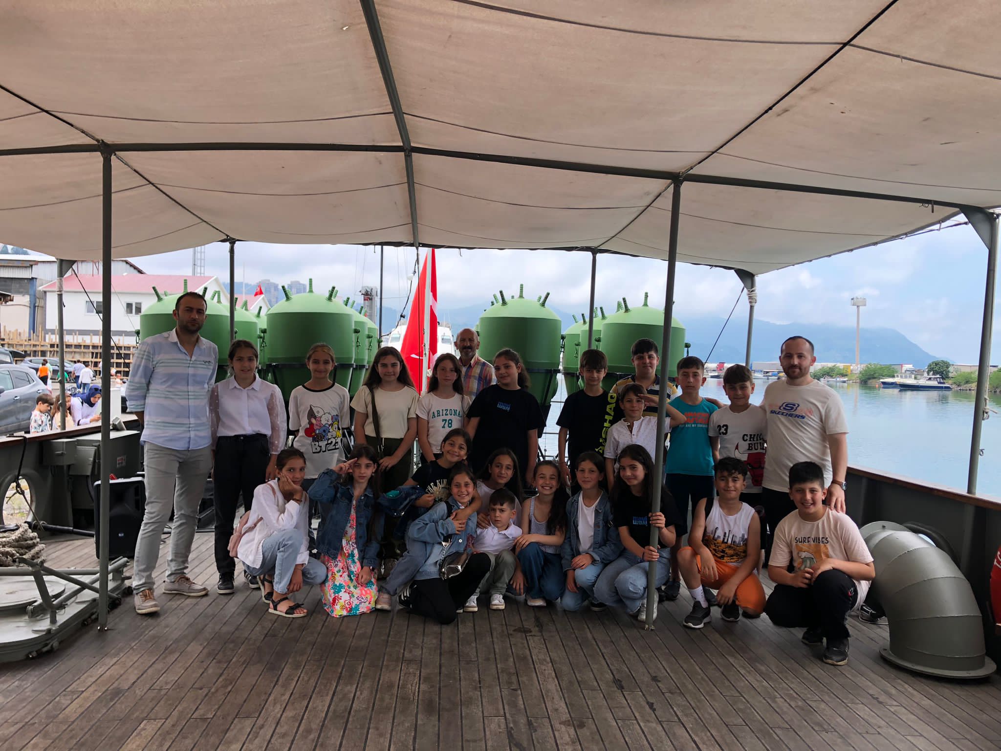 TCG NUSRET MÜZE GEMİSİNE YOĞUN ZİYARETÇİ AKINI